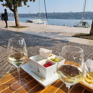 Apartment Sehr Zentral, Fußmarsch Bis Zur Promenade Und Trotzdem Ruhig, Saló